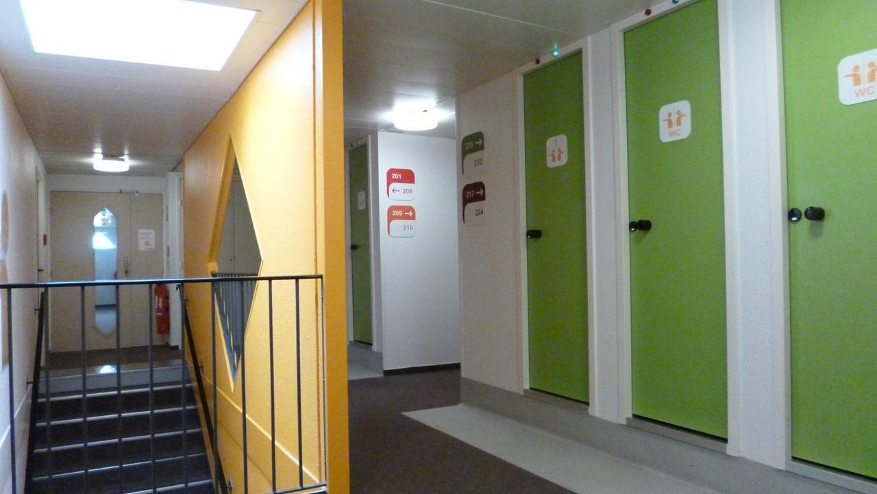 Hotelf1 Evreux Sud Exterior photo